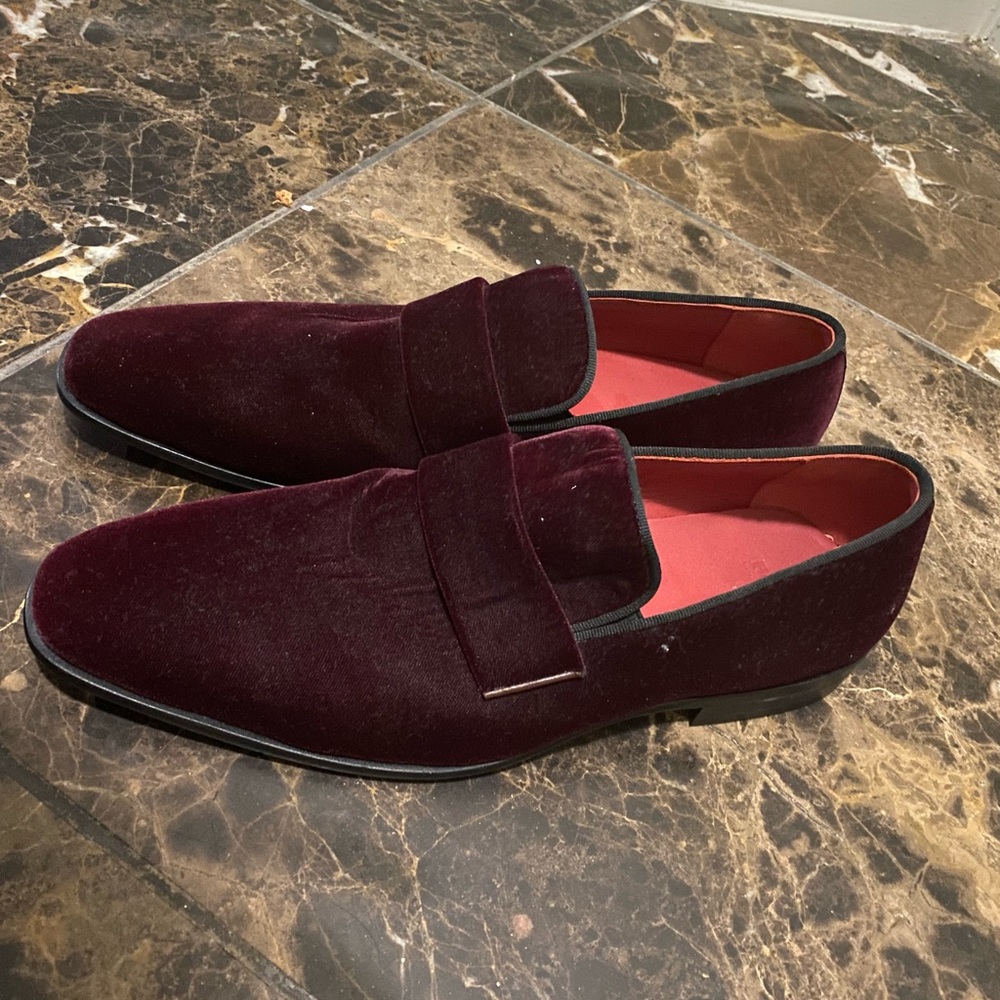 Hugo Boss Men shoes 8 1/2 Maroon